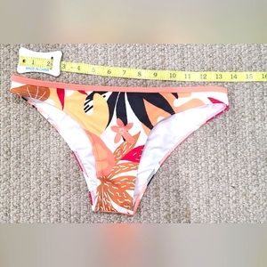 Roxy Cheeky Bikini Bottom (NWOT)